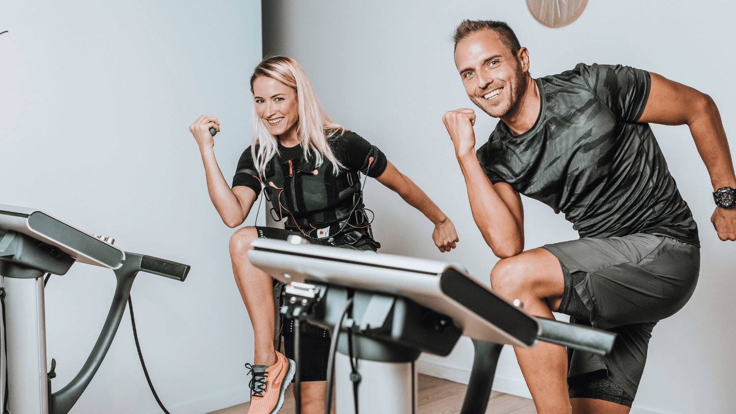 Speedfitness Portals Nous Sculpt your body. Lose Weight + Body Fat
Build Powerful Muscles + Weight + Strengthen your Body
Easy on Joints + Tendons
Dramatically Reduce Cellulite
Improve your posture
Improve your Health + Wellbeing