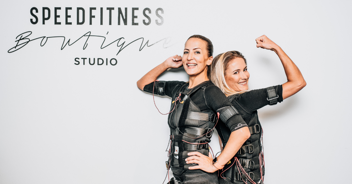 Many Speedfitness members really enjoy doing training with a family member, friend, or work colleague. Training together helps to keep our members motivated and consistent. It is so much fun, and also boosts healthy social connections.
